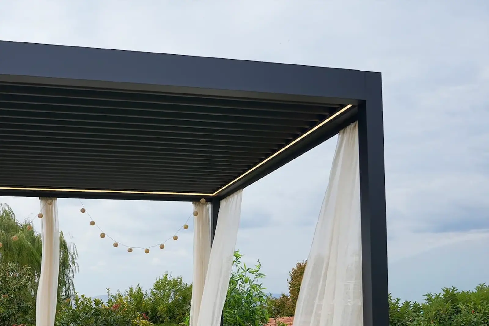 PergoMaxx pergola s pogledom na more